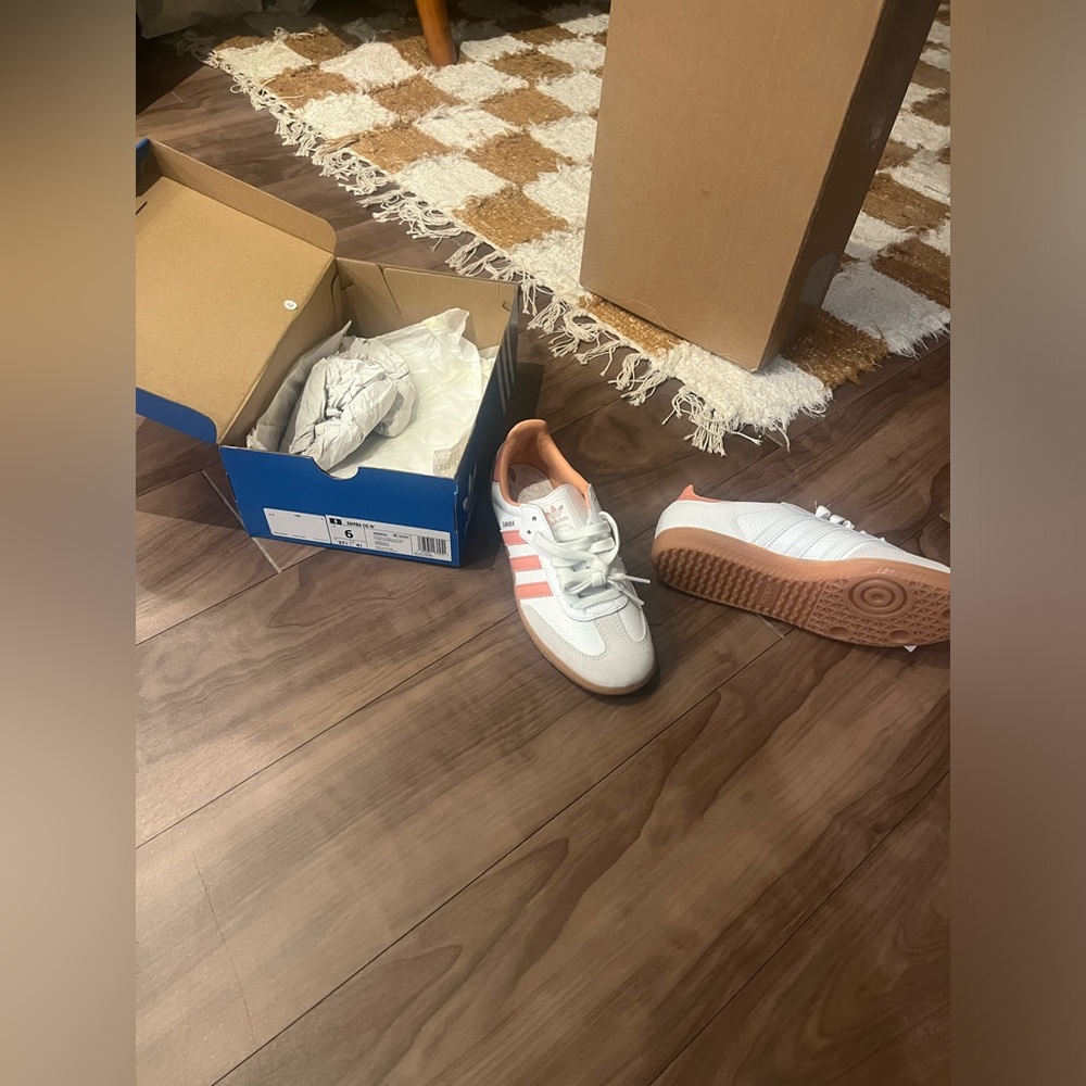 Women's Adidas Originals Samba OG shoes